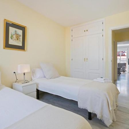 Apartamento En Calle Cuarteles De Dos Habitaciones Malaga Zewnętrze zdjęcie