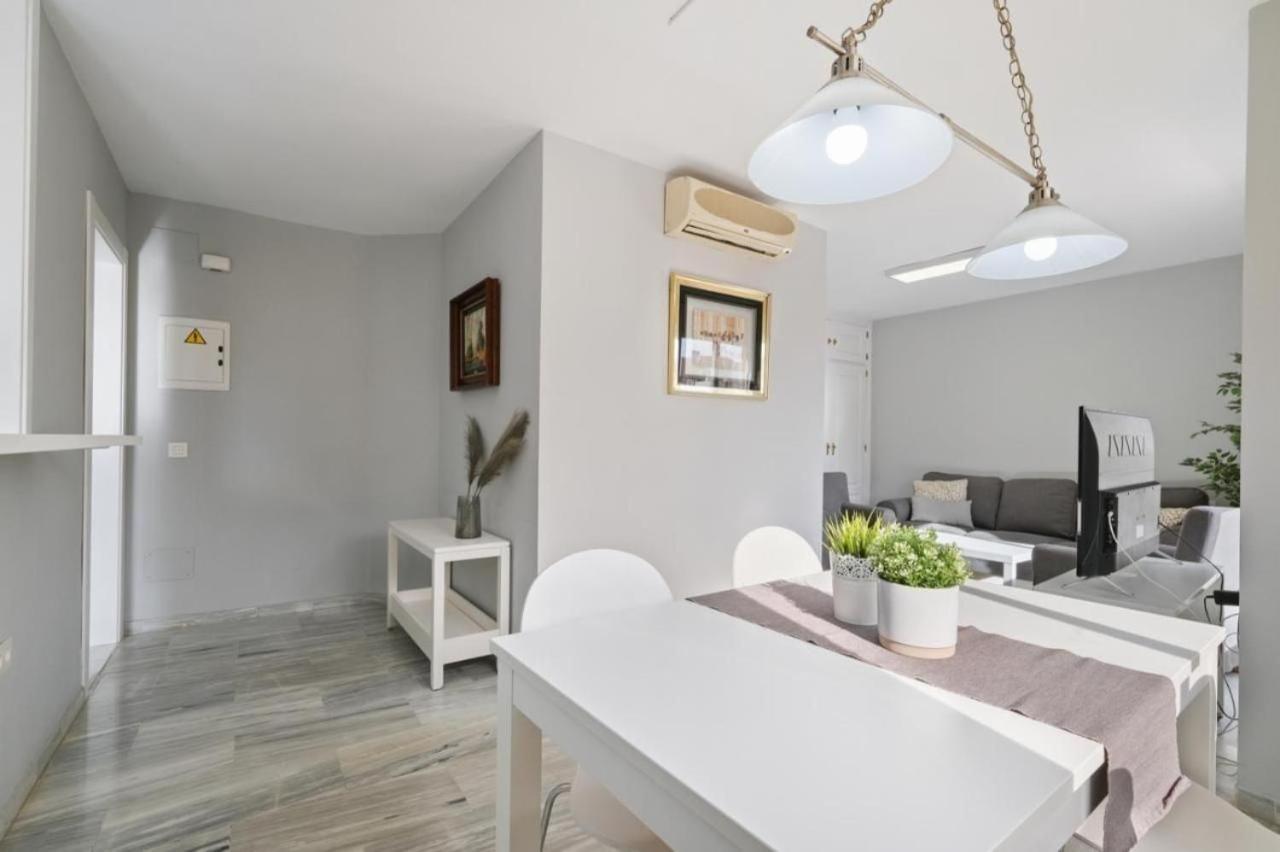 Apartamento En Calle Cuarteles De Dos Habitaciones Malaga Zewnętrze zdjęcie
