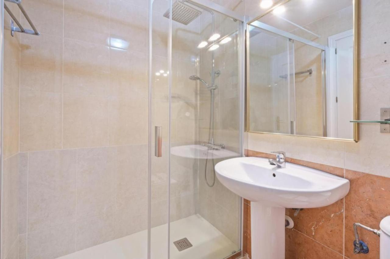 Apartamento En Calle Cuarteles De Dos Habitaciones Malaga Zewnętrze zdjęcie