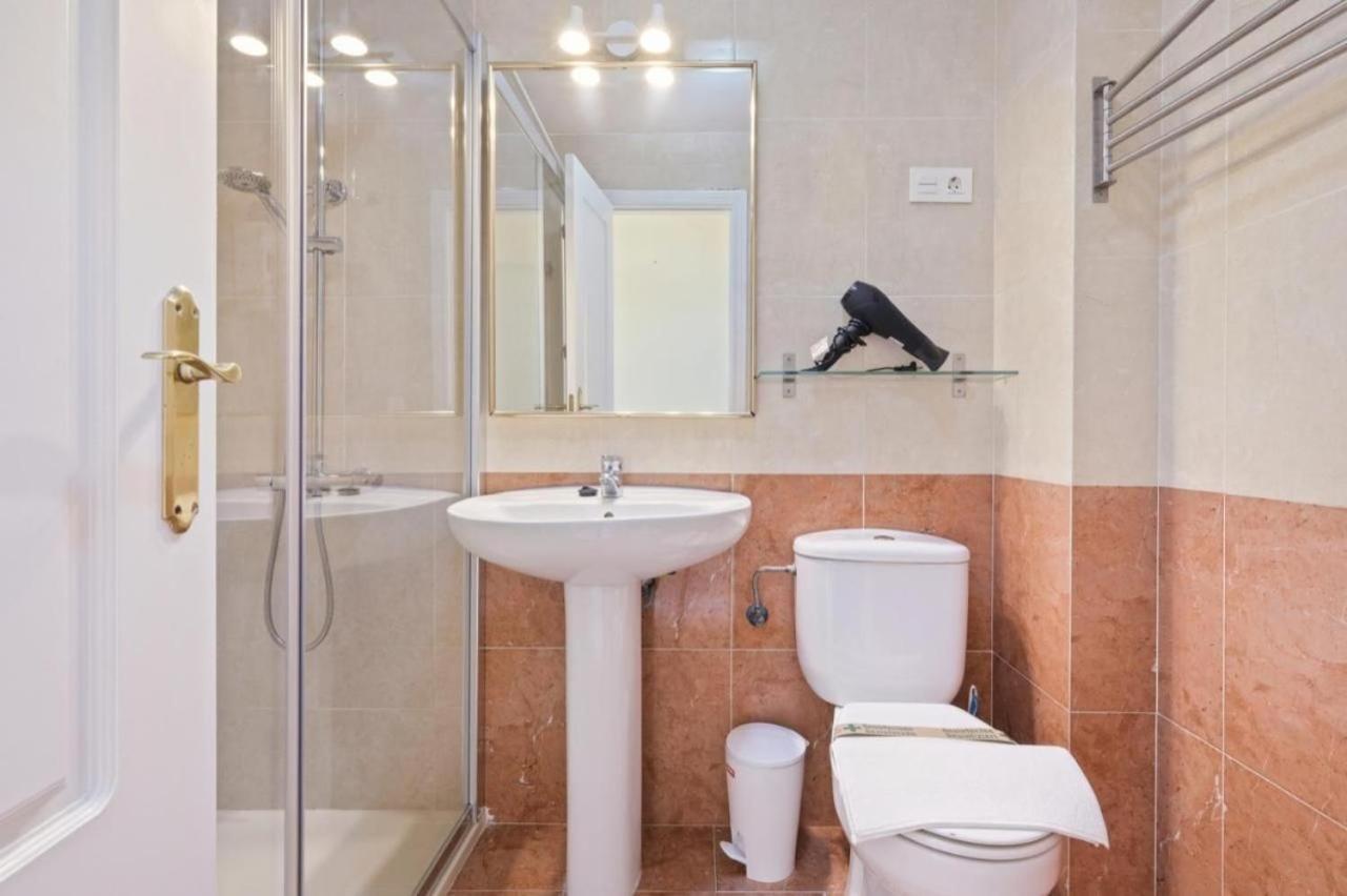 Apartamento En Calle Cuarteles De Dos Habitaciones Malaga Zewnętrze zdjęcie
