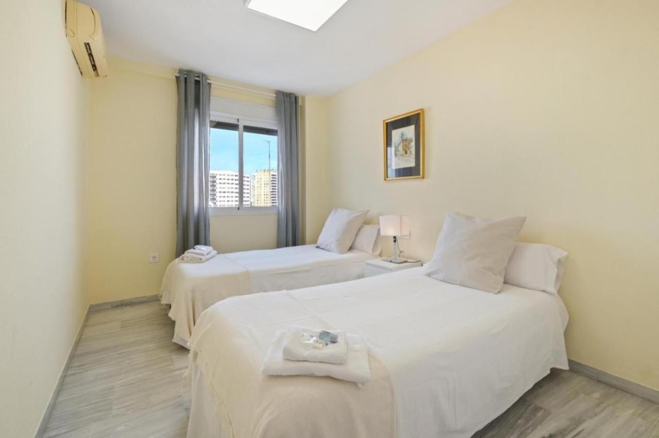 Apartamento En Calle Cuarteles De Dos Habitaciones Malaga Zewnętrze zdjęcie